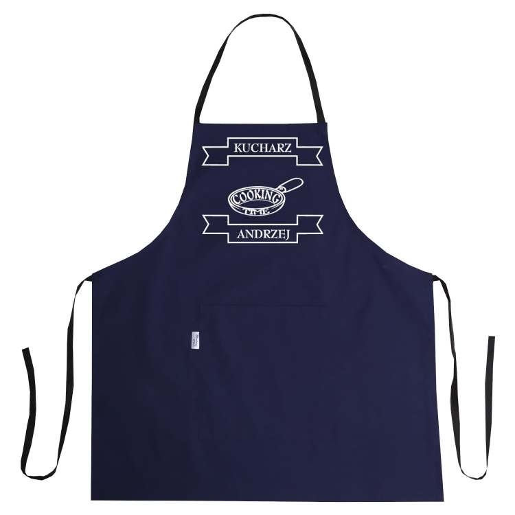 Pregača s printom Cooking Time u kuhinji