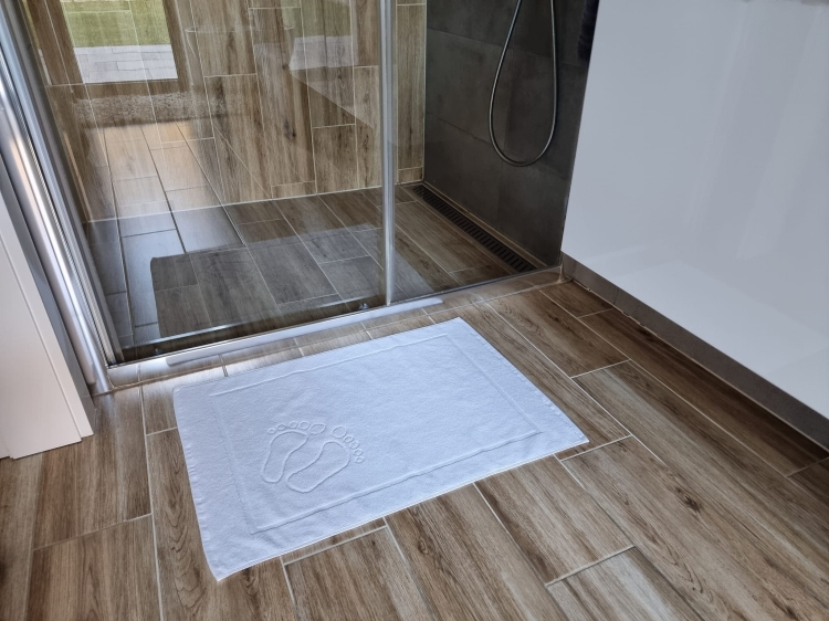 Hotelska prostirka 50x70 izrađena od pamuka