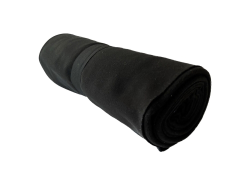 Crni polarni pokrivač za svaku priliku