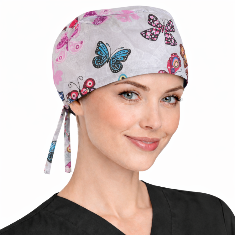 Czepek medyczny w kolorowe bajkowe wzory dla medyków W13.png