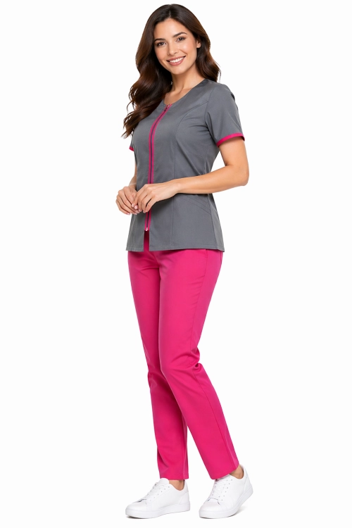 Medyczny komplet bluza na suwak szara  z różową lamówką   i różowe spodnie cygaretki MEDICAL BEAUTY